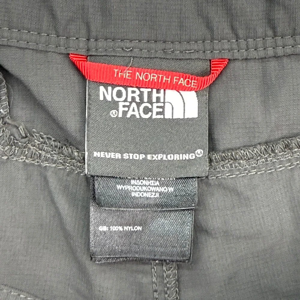 The North Face Cargo‎ Shorts Mens XL Grey Nylon Ripstop Hiking Outdoor 2080